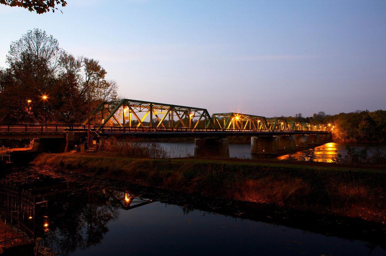 Centre Bridge Gasthof New Hope